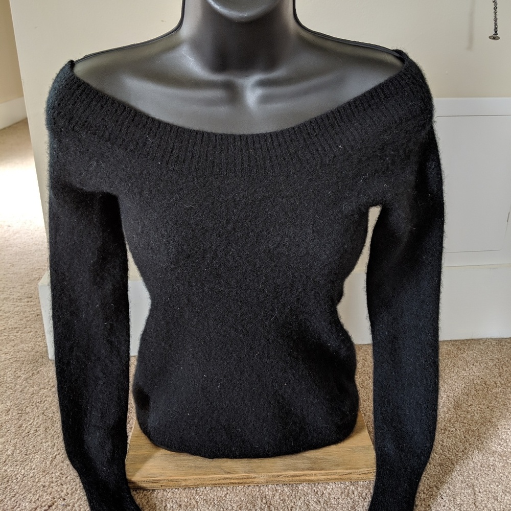 Old Navy cashmere sweater